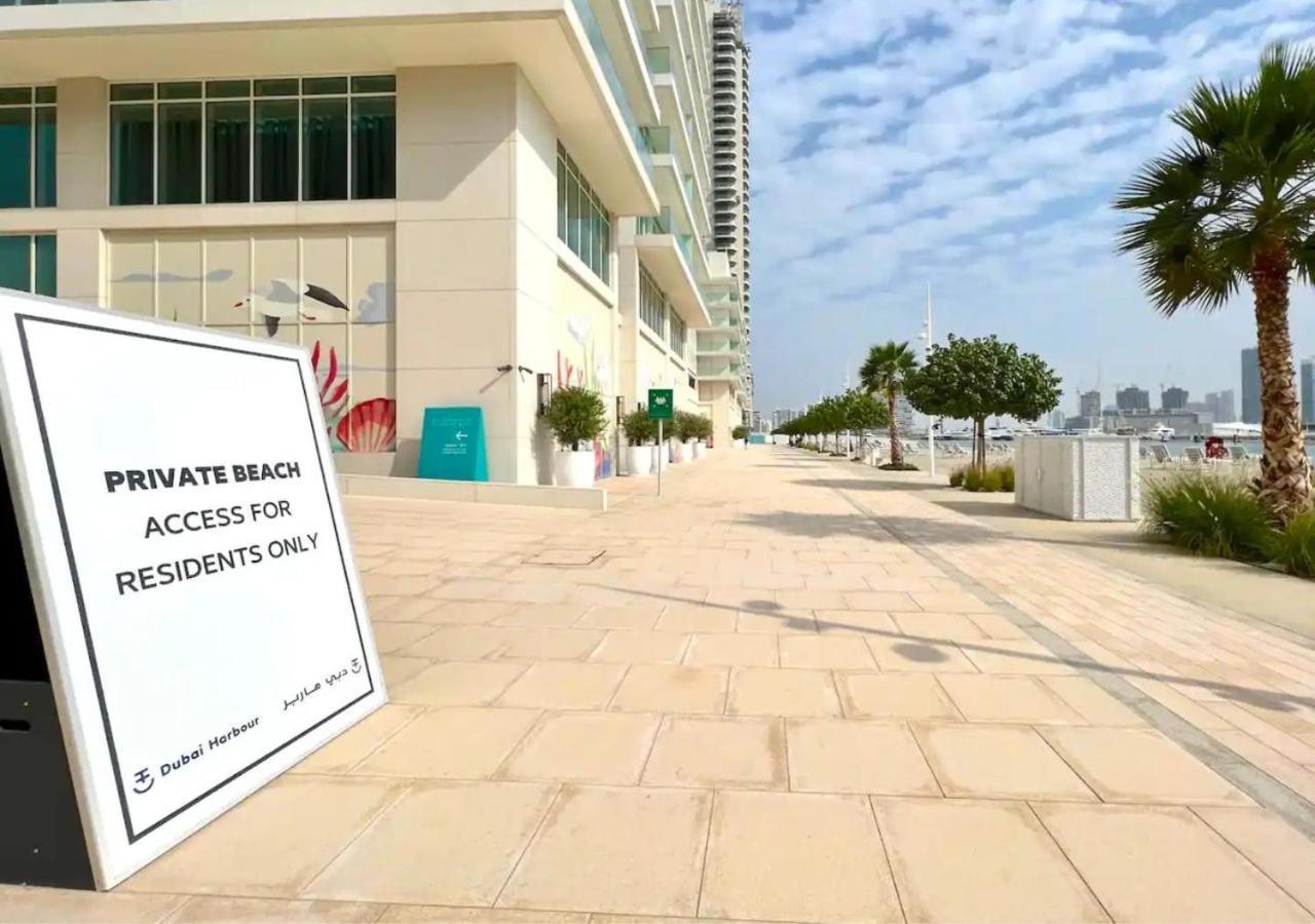 Full Sea View Marina Beachfront Escape With Private